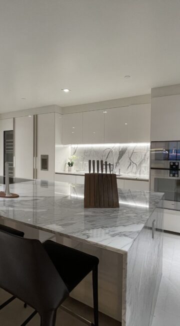 08_19-408_Bal_Harbour_Oceana6_KITCHEN_02